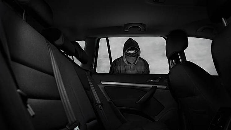 Новосибирец разыграл угон своего автомобиля и получил штраф