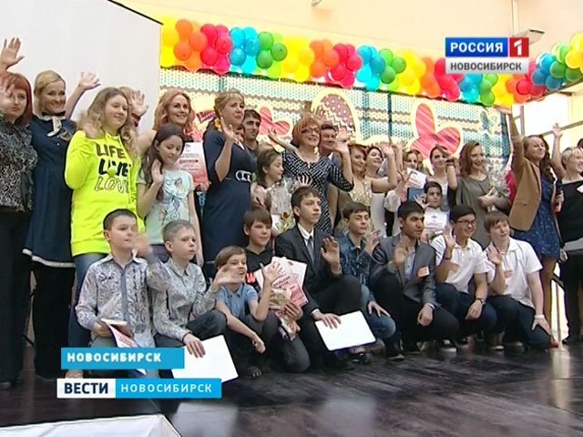 Новосибирские школьники придумали новые образы для своих мам
