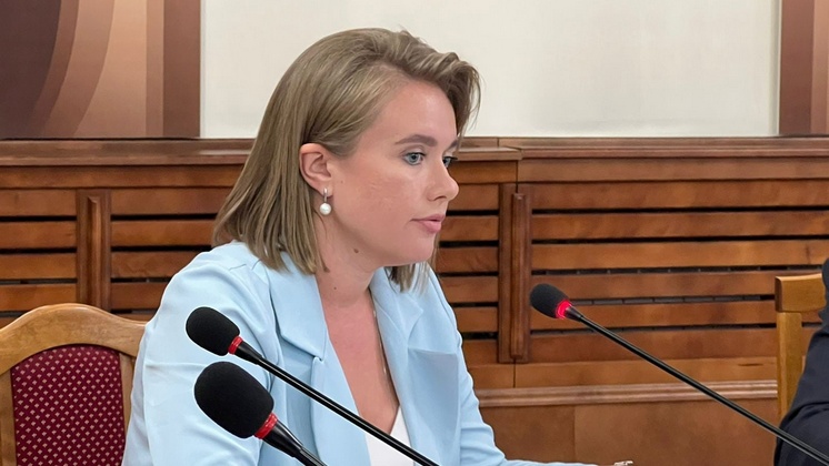 Руководитель исполкома движения «Защитник» Ирина Негода поддержала референдумы в Новороссии