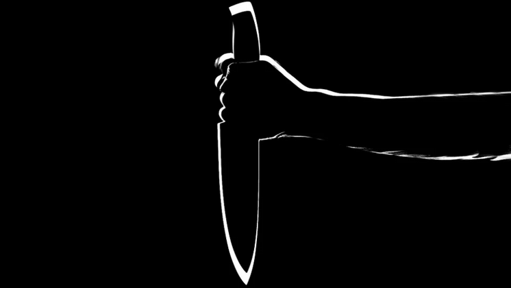 31-летний новосибирец ранил ножом в грудь своего товарища