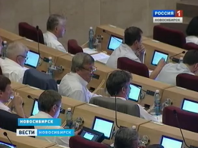 Новосибирская область приняла документ, который возвращает прямые выборы главы региона