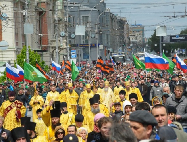 Духовность объединяет: тысячи новосибирцев приняли участие в Крестном ходе