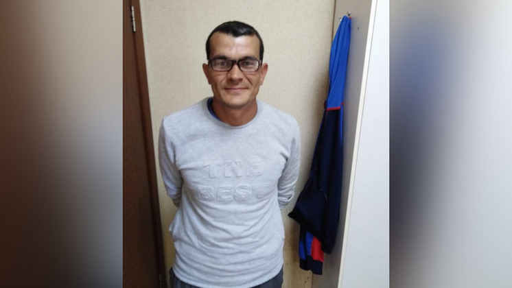 В Новосибирске грабитель маскировался и срывал цепочки с женщин