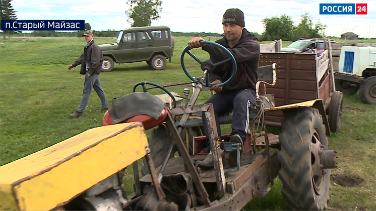 Умелец из Кыштовского района создаёт сельхозтехнику своими руками