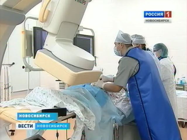Новосибирские врачи, проведя сложнейшую операцию, спасли жизни мамы и малыша