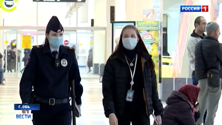 Четыре случая коронавируса в Новосибирске: воздушные границы закрыты, волонтёры дежурят в аэропорту
