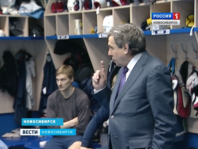 В преддверии матча с «Металлургом» губернатор встретился с игроками «Сибири»