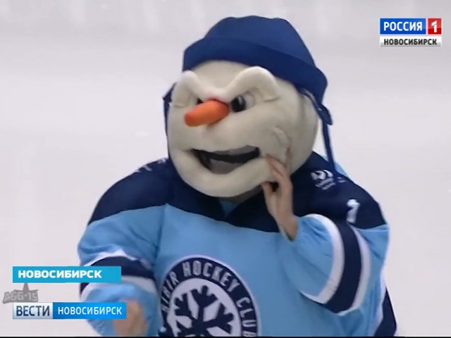 «Вести» узнали, кто скрывается за маской «Злобного снеговика» - лучшего талисмана КХЛ