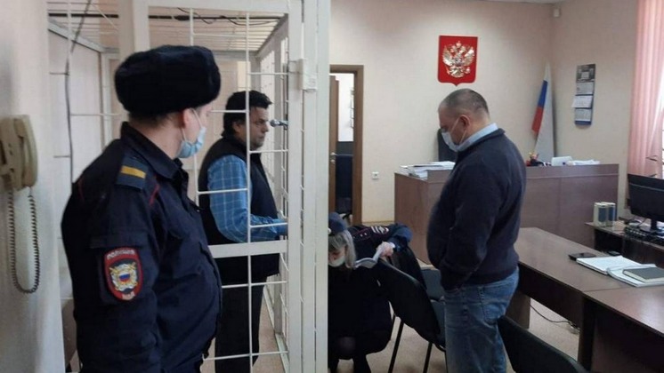 Новосибирскому бизнесмену Анвару Пириеву дали большой срок за взятку полицейскому