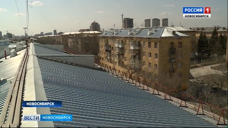 Жители многоэтажки в Новосибирске пожаловались экспертам ОНФ на странный капремонт