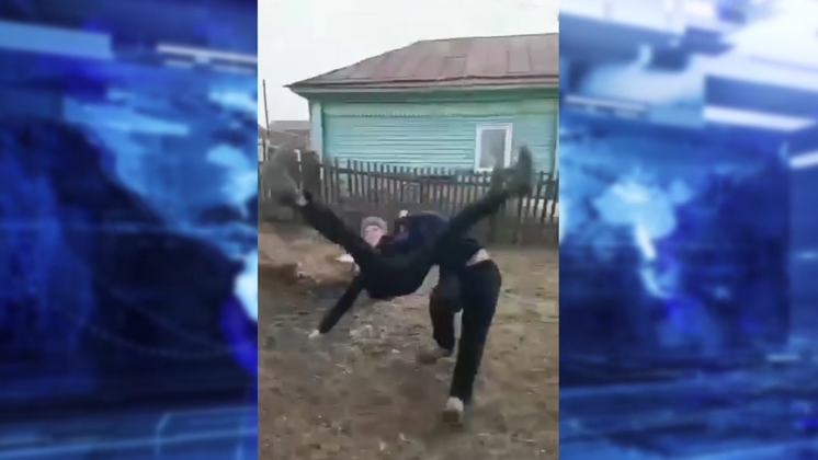 Родители детей из видео с избиением подростка под Новосибирском рассказали свои версии