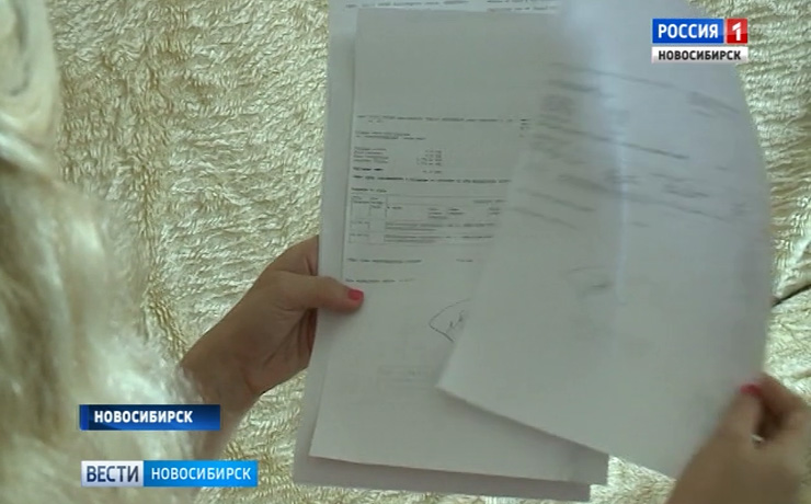 Приставы в третий раз ошибочно списали деньги со счета жительницы Новосибирска