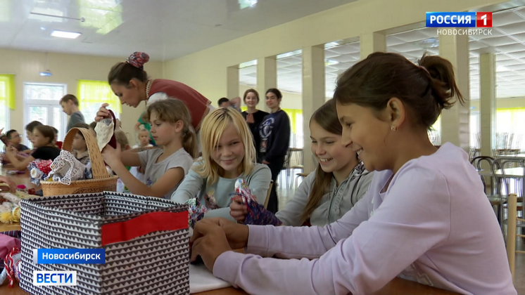 Школьников из Беловодского района ЛНР проводили домой после отдыха в Новосибирске