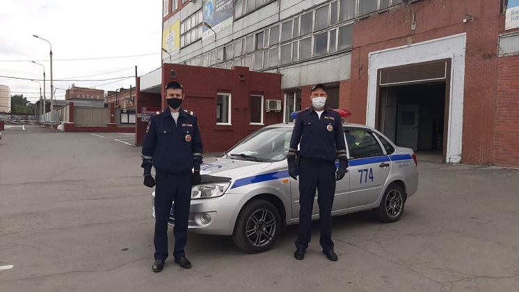 Автоинспекторы устроили погоню за пьяным угонщиком в Новосибирске