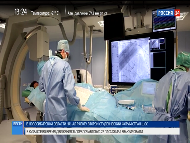 Новосибирские кардиохирурги спасли тяжелобольного пациента из Москвы