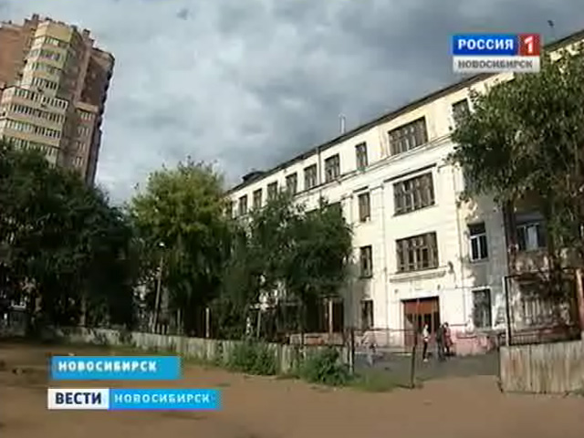 Школу-призрак в Калининском районе обнаружили жители Новосибирска