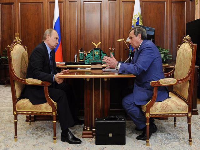 Президент провел встречу с губернатором Новосибирской области 