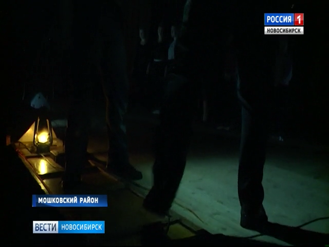 Танцы при свечах: Дом культуры в Мошковском районе оставили без электричества