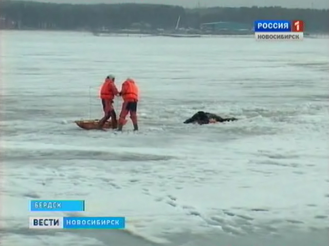 Лед на реках сегодня тает, а рыбакам ни по чем