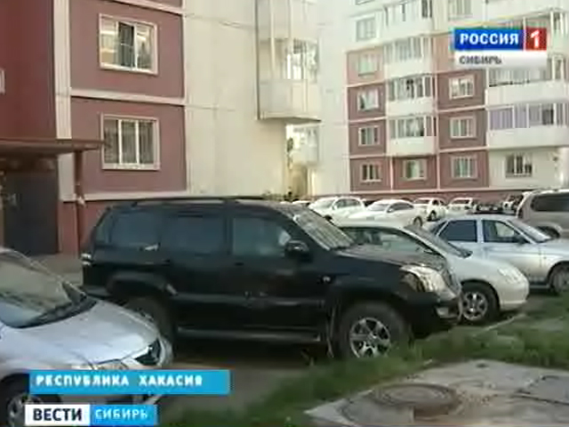 В сибирских городах актуальной становится проблема автомобильных парковок