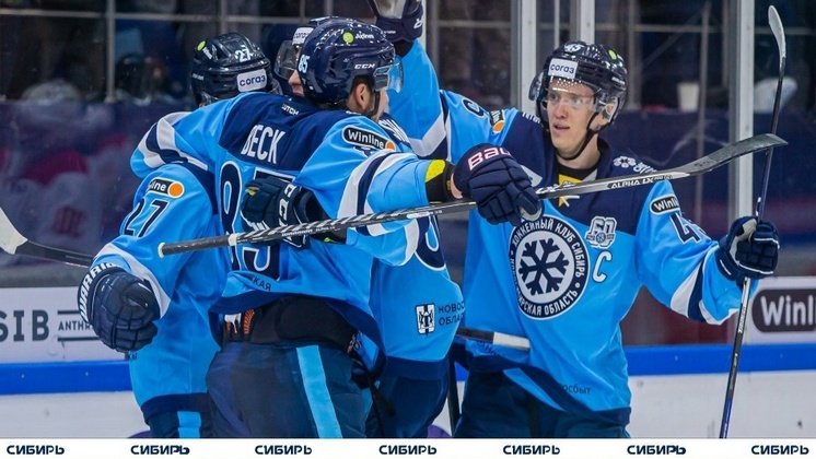 Хоккейная «Сибирь» одержала волевую победу над «Нефтехимиком»