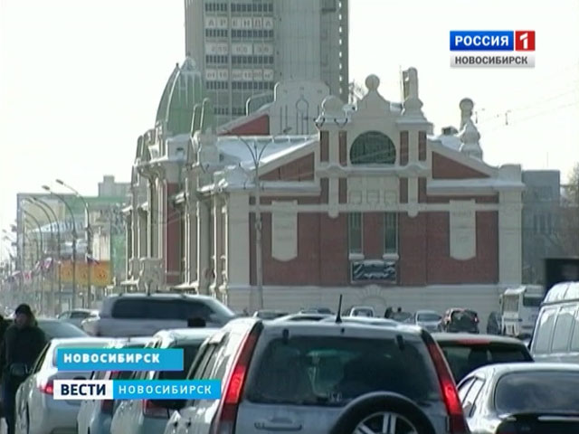Новосибирск отмечает 111 лет со дня присвоения городского статуса