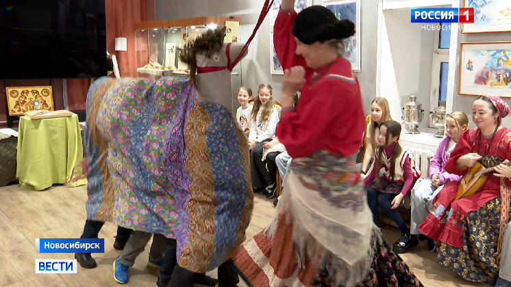 Новосибирцы устроили «Святки-колядки» в канун старого Нового года