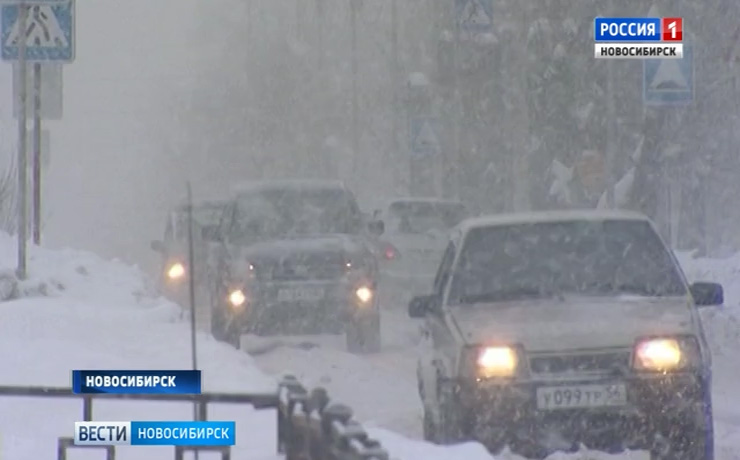 Циклон из Казахстана принесет в Новосибирск снегопады, метели и сильный ветер