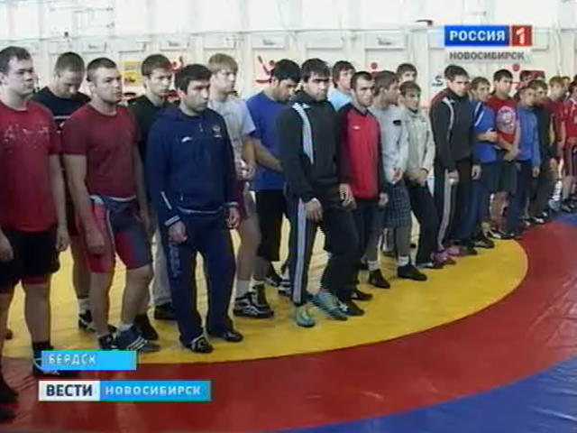 Новосибирские борцы греко-римского стиля отправляются на чемпионат России