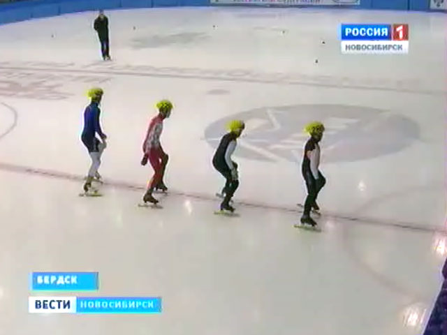 В Новосибирской области прошли соревнования по шорт-треку среди воспитанников спортивных школ