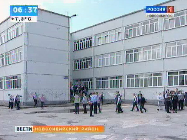В школе села Криводановка затянувшийся ремонт кровли обернулся потопом