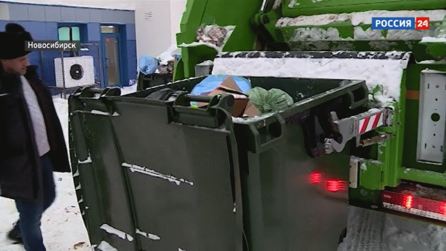 Новосибирским коммунальщикам дали 2,5 дня на устранение мусорного коллапса