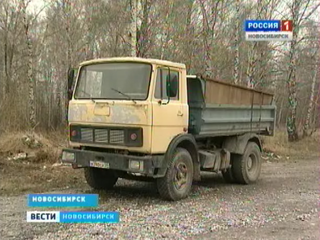Дачники из Советского района самостоятельно взялись за ремонт местной дороги