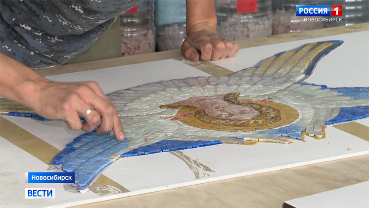 Новосибирские мастера поддерживают древние традиции мозаичной иконописи
