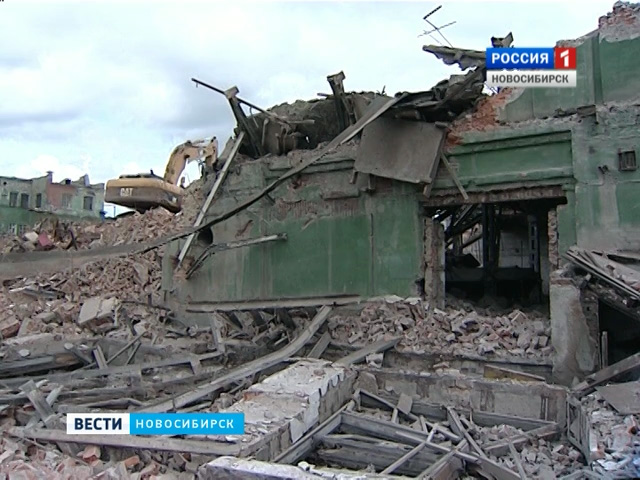 В Новосибирске на улице Фабричная произошло частичное обрушение здания
