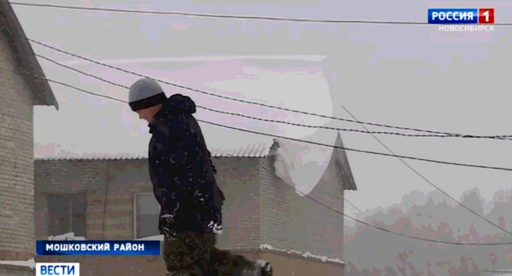 В Новосибирской области мужчина погиб из-за падения снега с крыши: подробности