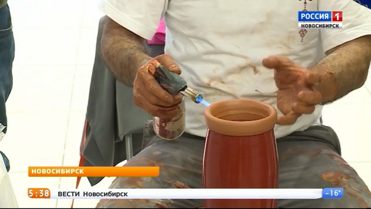 В Новосибирске проходит Международный фестиваль керамики