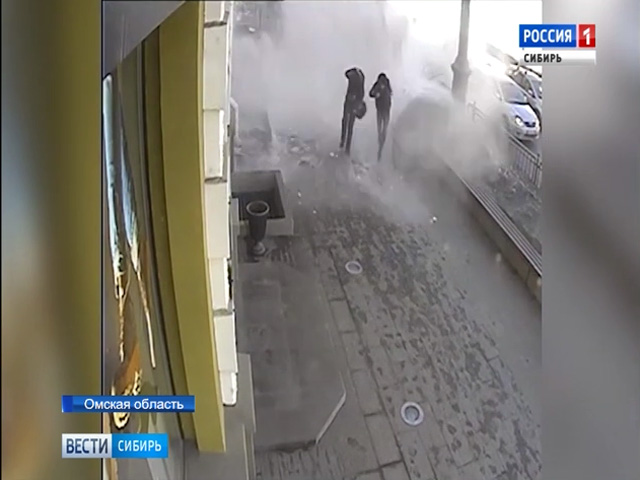 СК начал проверку по факту схода снежной лавины в центре Омска