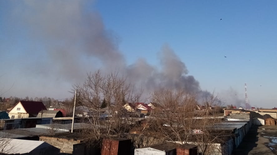 Посёлок Коченёво под Новосибирском задыхается от едкого дыма со свалки