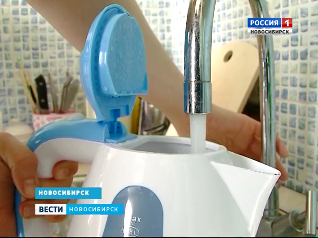 «Вести» провели тест-драйв популярных способов принять душ без горячей воды дома
