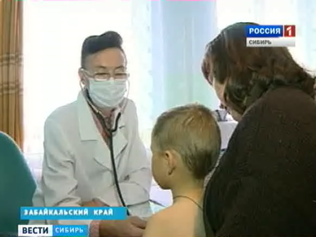 В сибирских регионах пытаются восполнить дефицит медицинских работников