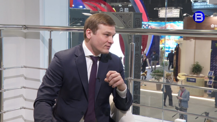 Губернатор Республики Хакасия рассказал о подписанных соглашениях на ПМЭФ-25