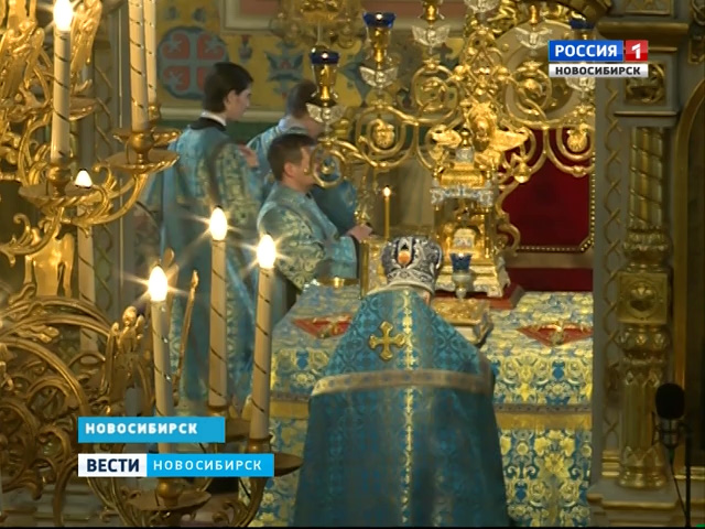 Православные христиане празднуют Благовещение Пресвятой Богородицы