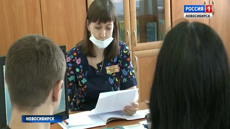 Бригада врачей новосибирского Центра здоровья работает в селе Буготак Тогучинского района