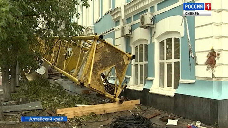 В Барнауле подсчитывают убытки от разрушительного урагана
