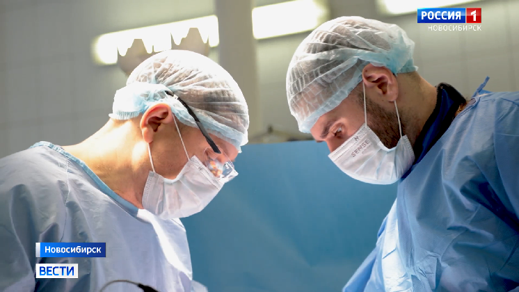 Новосибирские хирурги спасли рыбака с раздробленным позвоночником