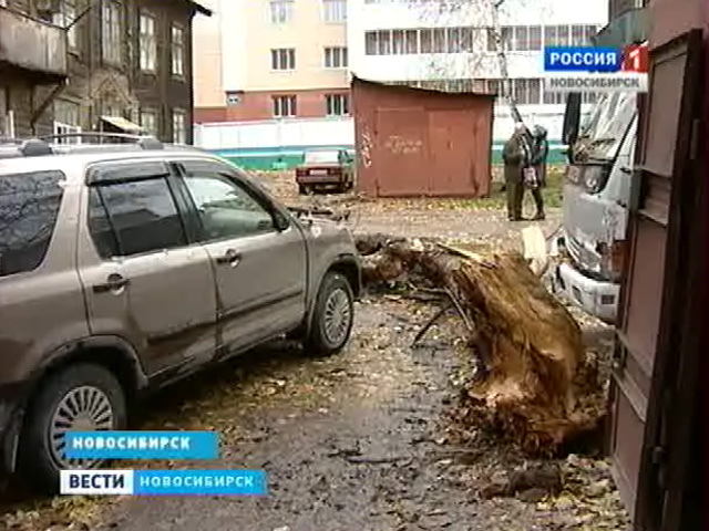 Подсчитать убытки и обращаться в суд намерены жители домов по 3 переулку Серафимовича в Новосибирске