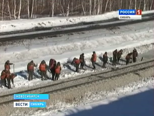 В поселке Адриановка на железной дороге незаконно трудились 69 граждан Украины