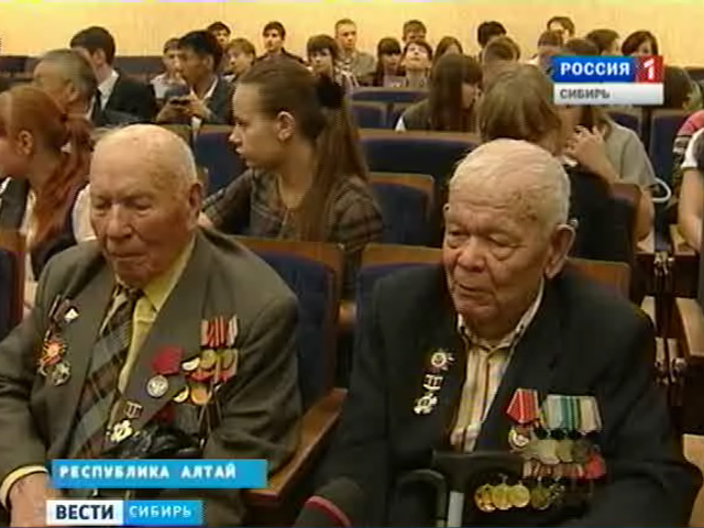 В преддверии праздника Победы в регионах Сибири проводят встречи ветеранов и школьников