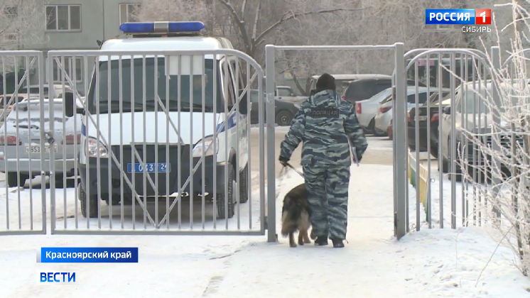 Из-за сообщений о минировании эвакуировали школы в Новосибирске и Красноярске
